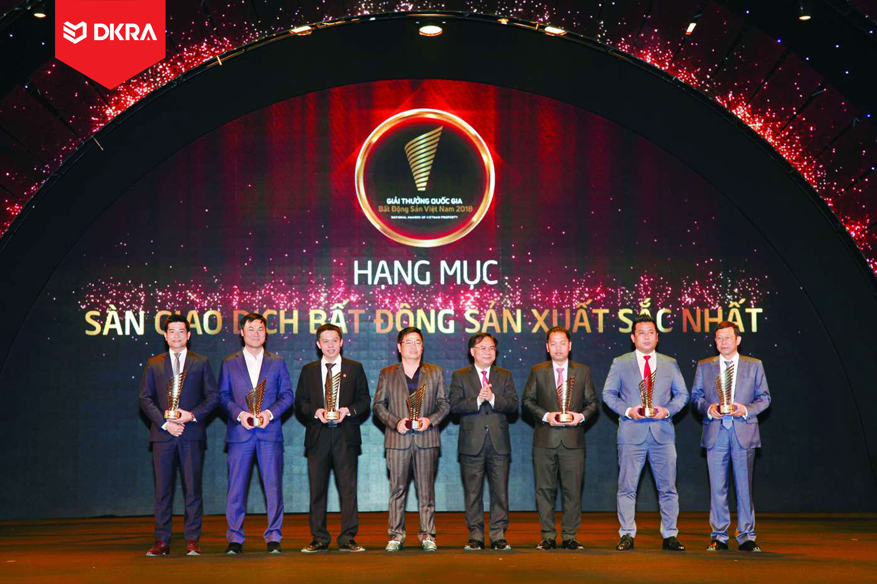 DKRA Vietnam Giải thưởng quốc gia “Sàn giao dịch xuất sắc nhất Việt” do Bộ Xây dựng và Hội Bất động sản Việt Nam (VNREA) bình chọn năm 2018